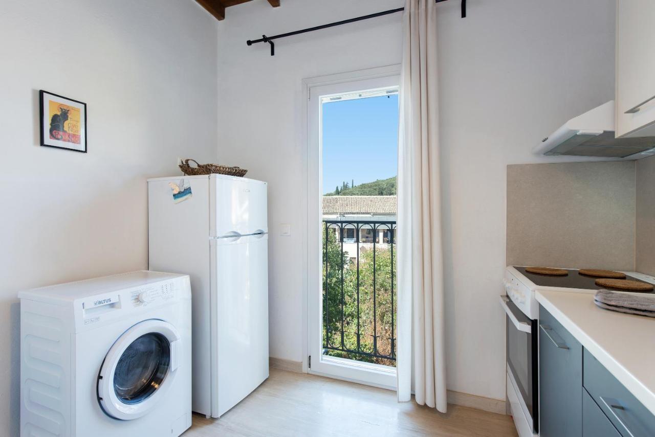 Tati Apartment Kassiopi Luaran gambar